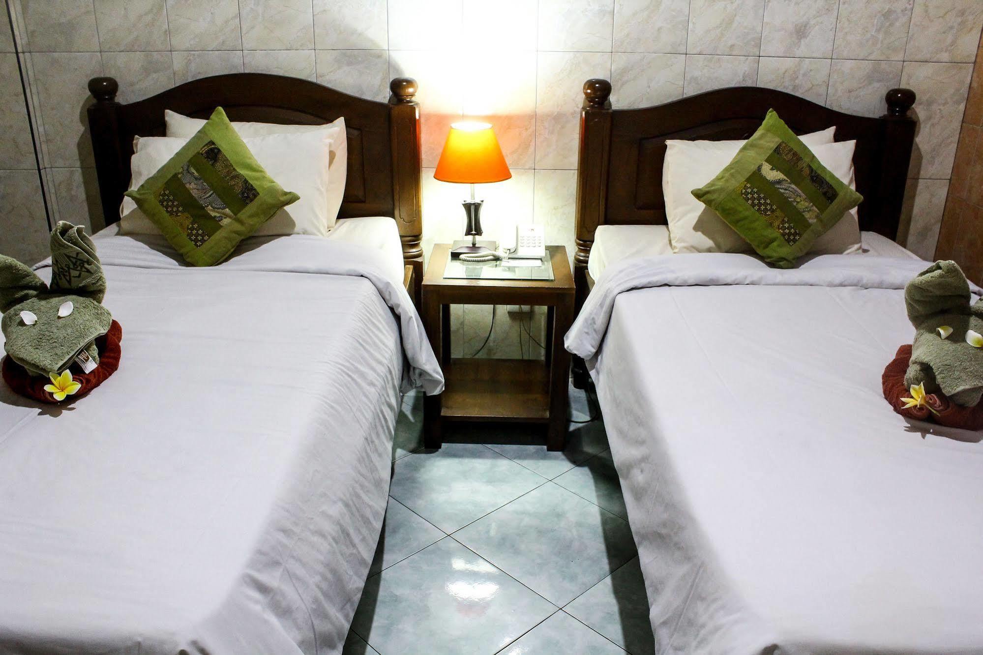 Balita Beach Inn Kuta Kuta Lombok Eksteriør billede